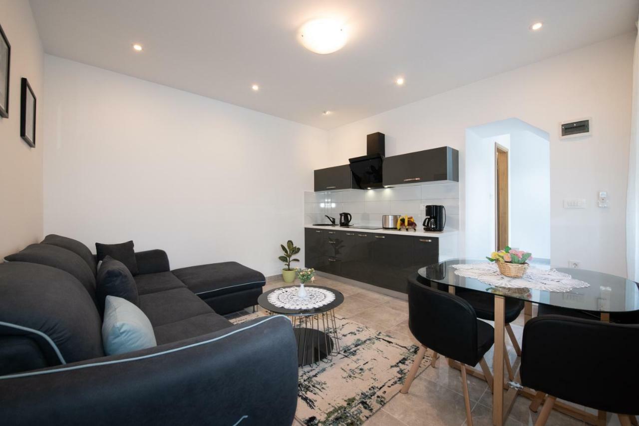 Apartment Emili 오파티아 외부 사진